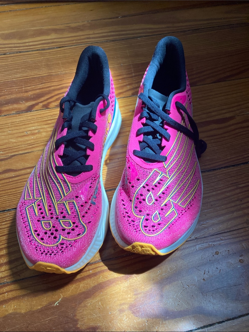 New Balance Fuel Cell Elite